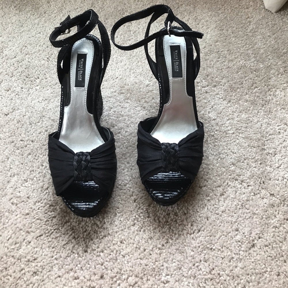 White house Black market shoes 8.5 black